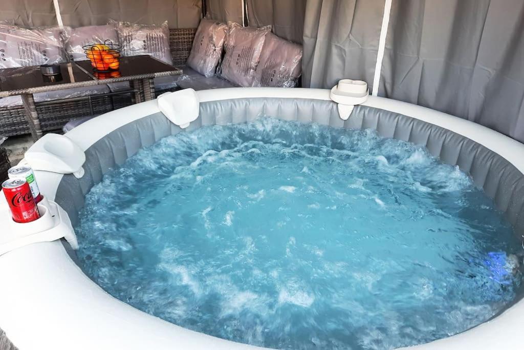 Villa Confortable Avec Jacuzzi A Chevannes Chevannes  Exterior foto