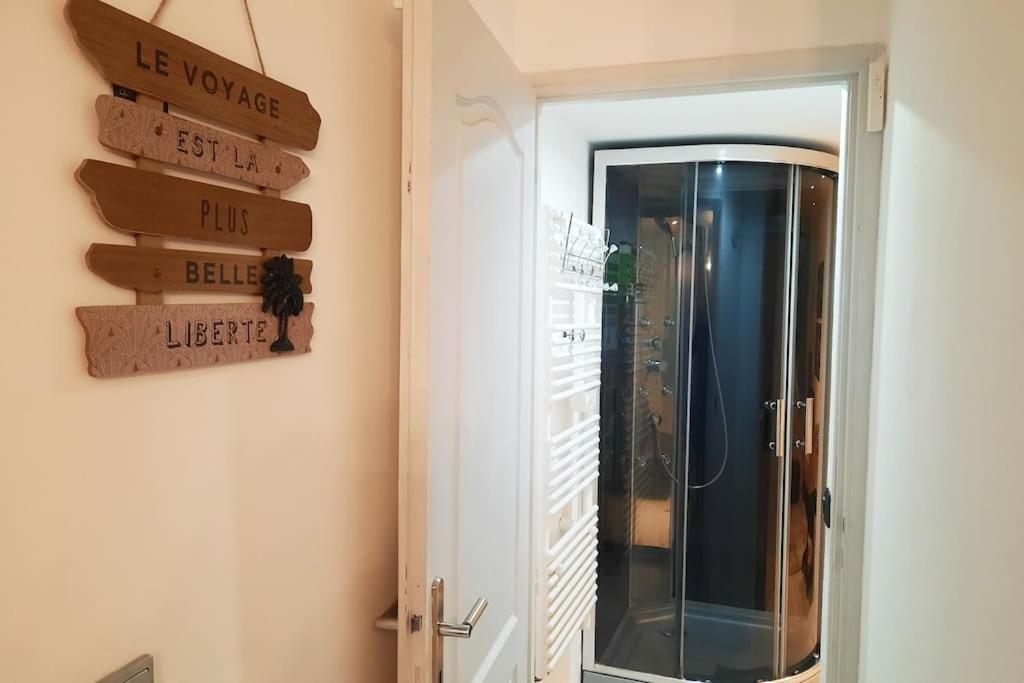 Villa Confortable Avec Jacuzzi A Chevannes Chevannes  Exterior foto