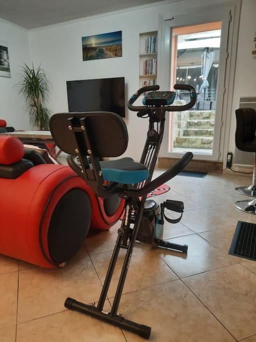 Villa Confortable Avec Jacuzzi A Chevannes Chevannes  Exterior foto